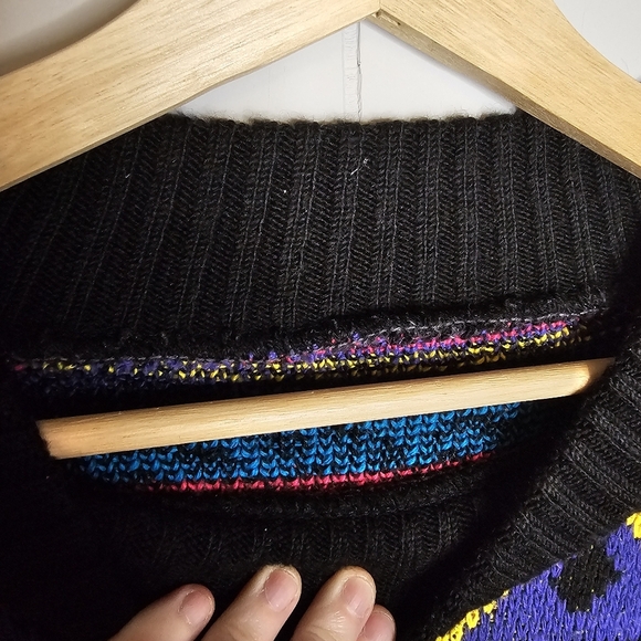 Vintage 80s Sweater Black Abstract - Picture 5 of 9